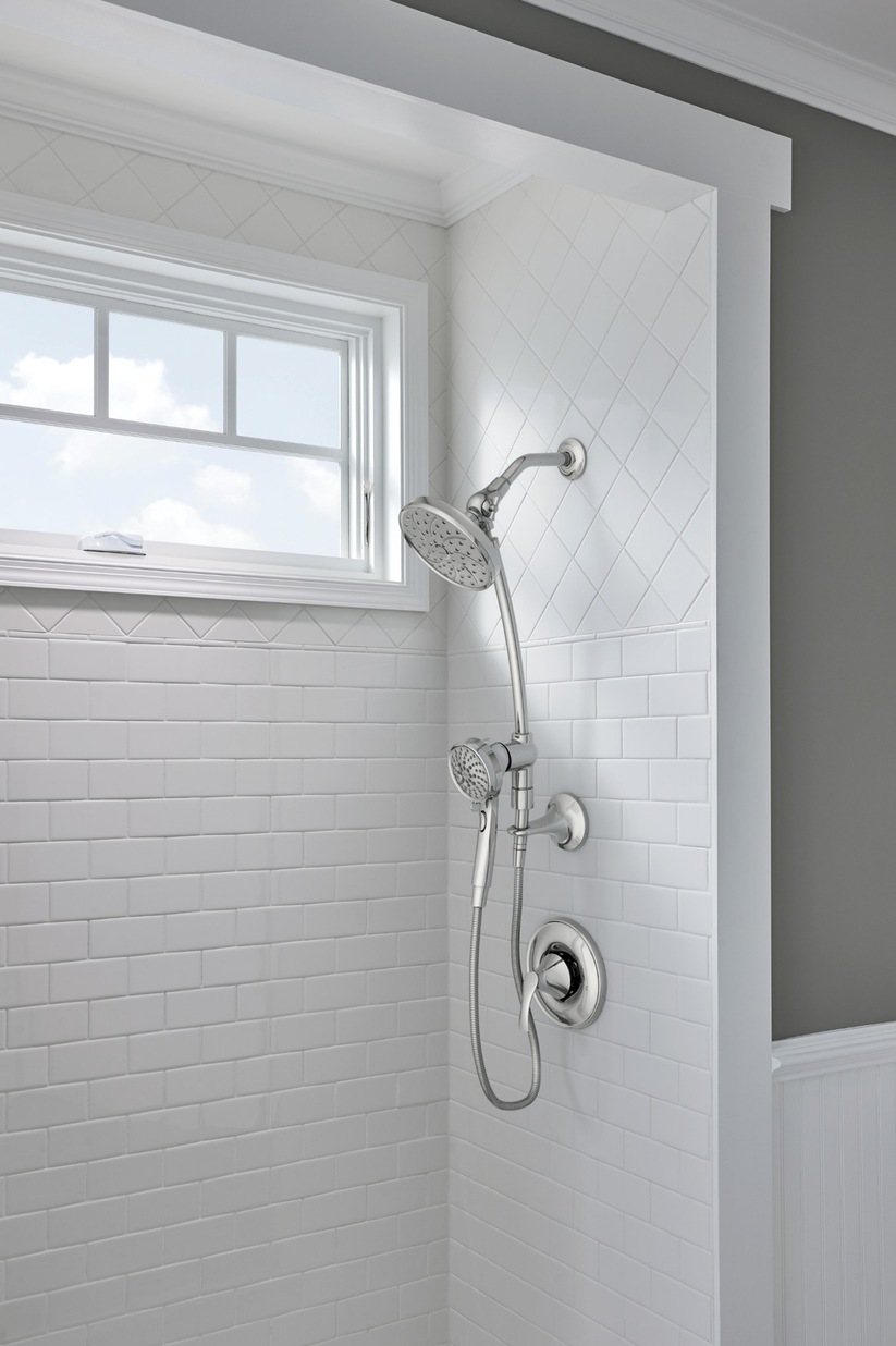 MOEN 28586 Attract Magnetix Chrome 6-Spray Dual Shower Heads 3.75" diameter Hand