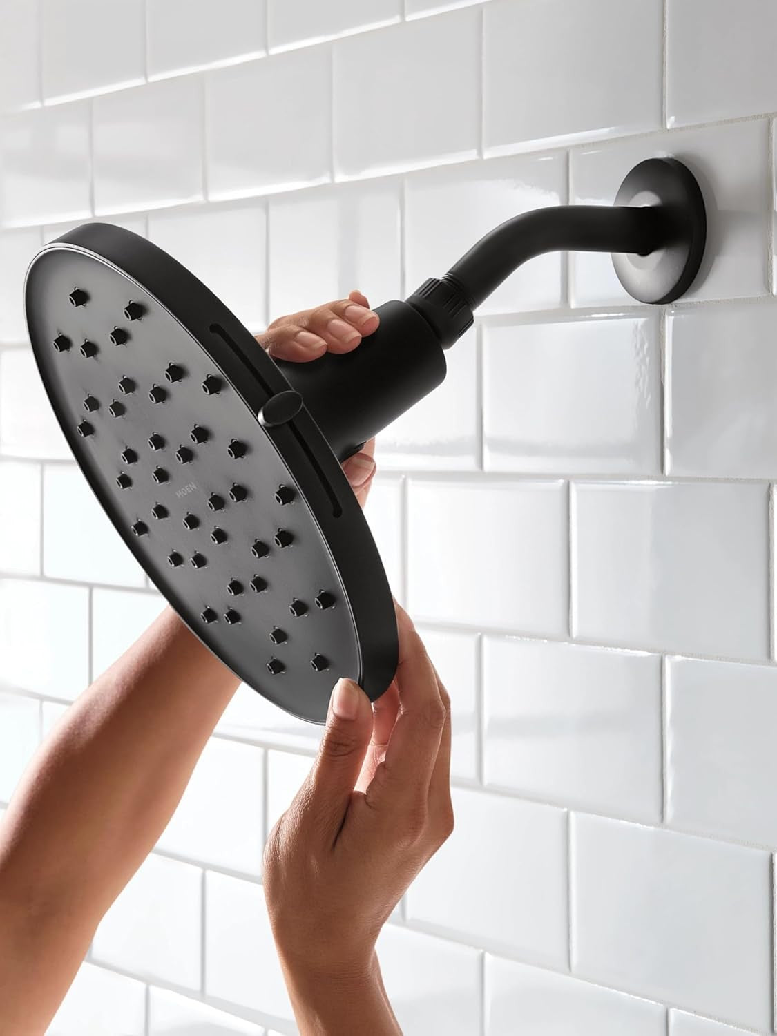 MOEN 220R2EPBL Verso Magnetix 8-Spray Patterns 9" Shower Head - Matte Black
