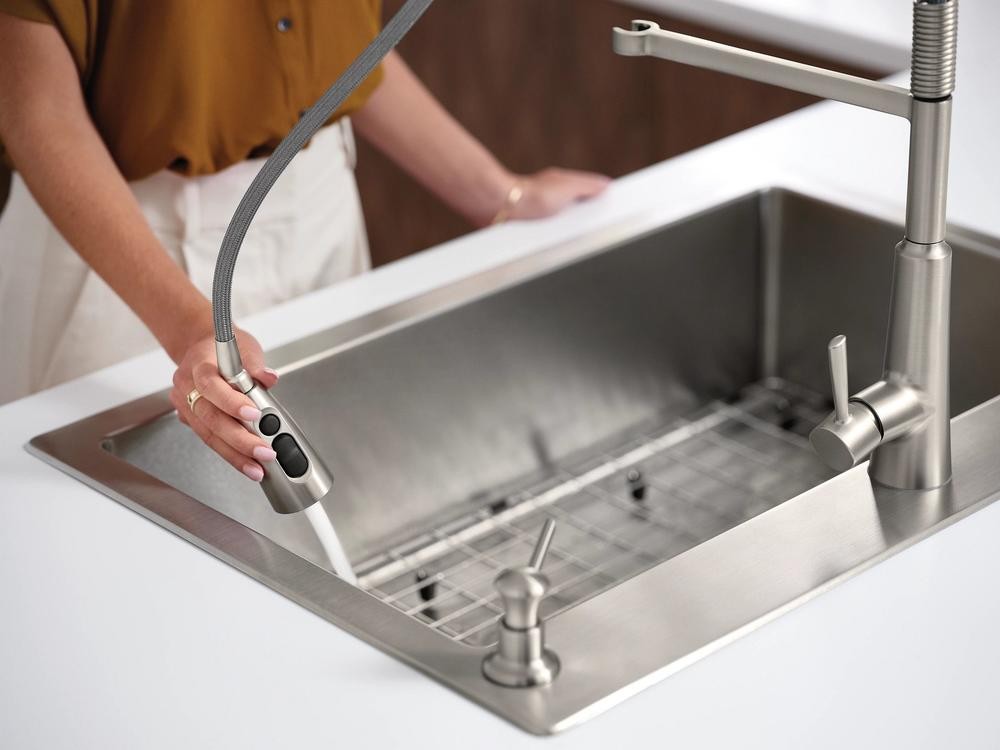 Moen 216003 Reza 33" x 22" 18 Gauge Single Sink & Faucet Combo - Stainless Steel