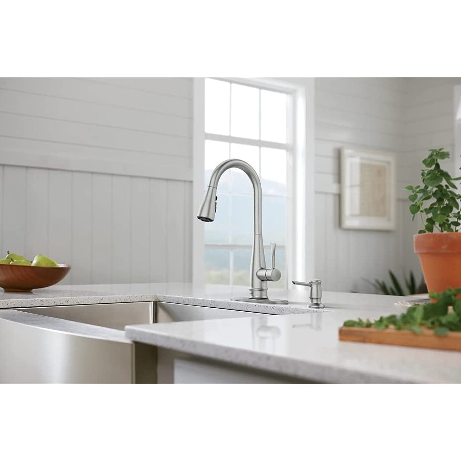 Moen 87205EWSRS Birchfield Spot Resist Stainless 1 Handle Kitchen Faucet