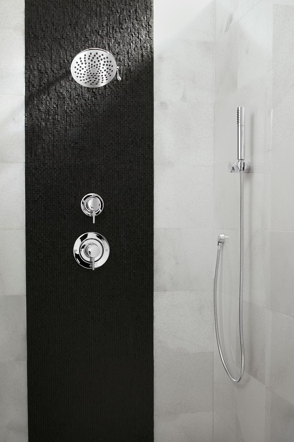 Moen S6320 Velocity Chrome Two-Function 8" 1.75 GPM Spray Head Rainshower