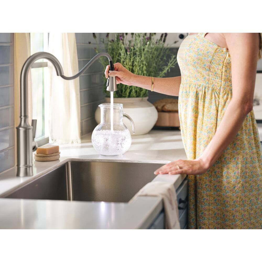 MOEN Gilden 1-Handle Pull-Down Sprayer Kitchen Faucet Stainless Finish 87679SRS