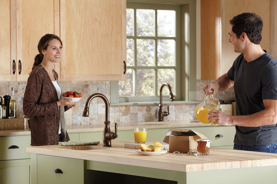 Moen 7185ORB Brantford Pull-Down Sprayer Kitchen Faucet - Oil Rubbed Bronze