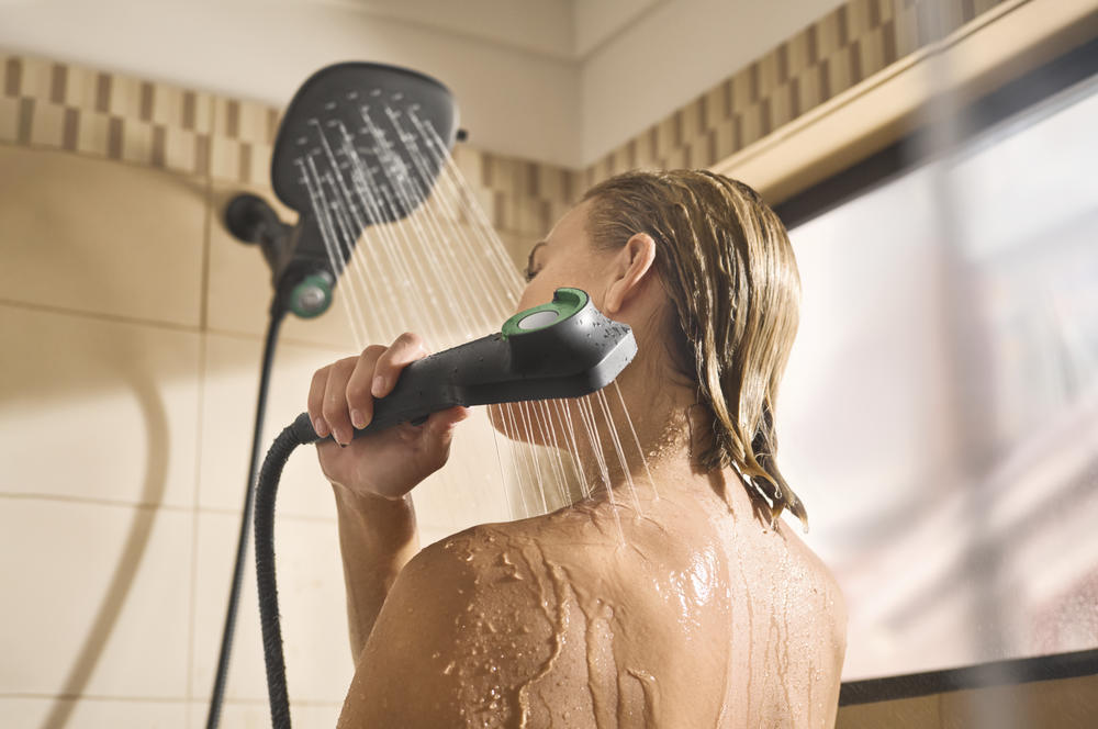 Moen ZYLA Tub & Shower Faucet w/ MAGNETIX 82140BL Matte Black Finish