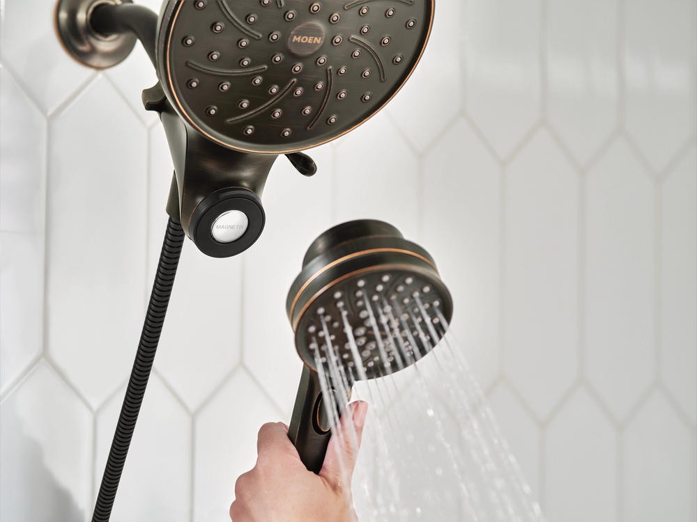 MOEN 26008BRB Attract Magnetix 6-Spray 7" Dual ShowerHead - Mediterranean Bronze