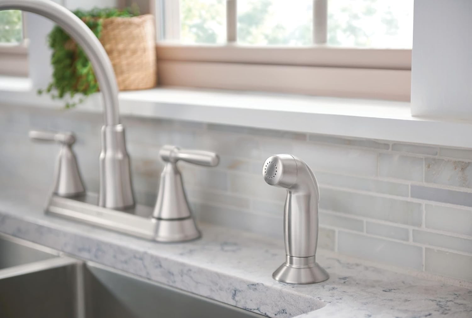 Moen 87048SRS Hutchinson Kitchen Faucet With Side Sprayer- Spot Resist Stainless