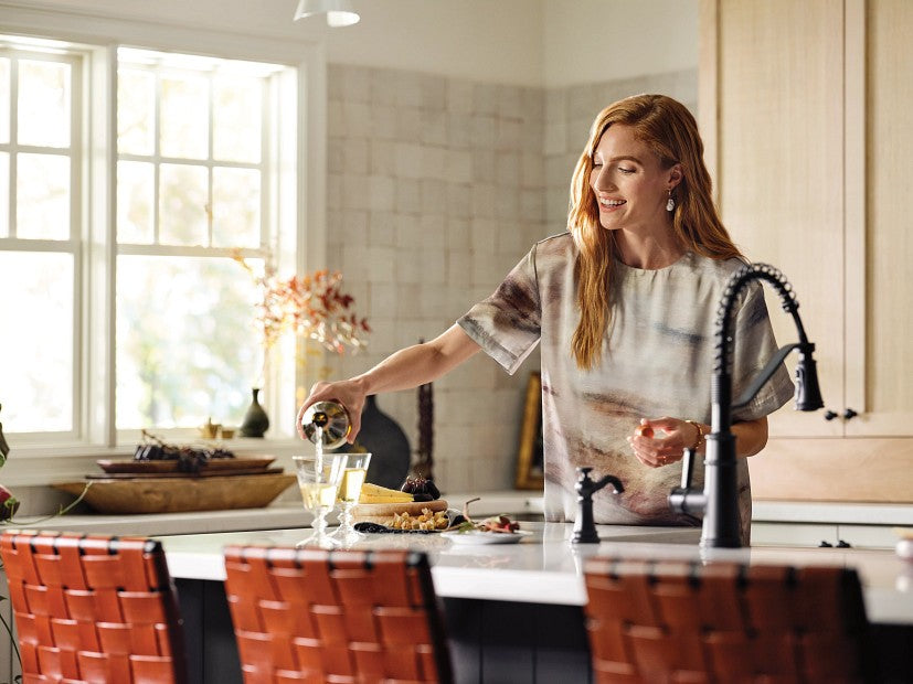 Moen S3945BL Traditional Deck Mounted Soap & Lotion Dispenser - Matte Black