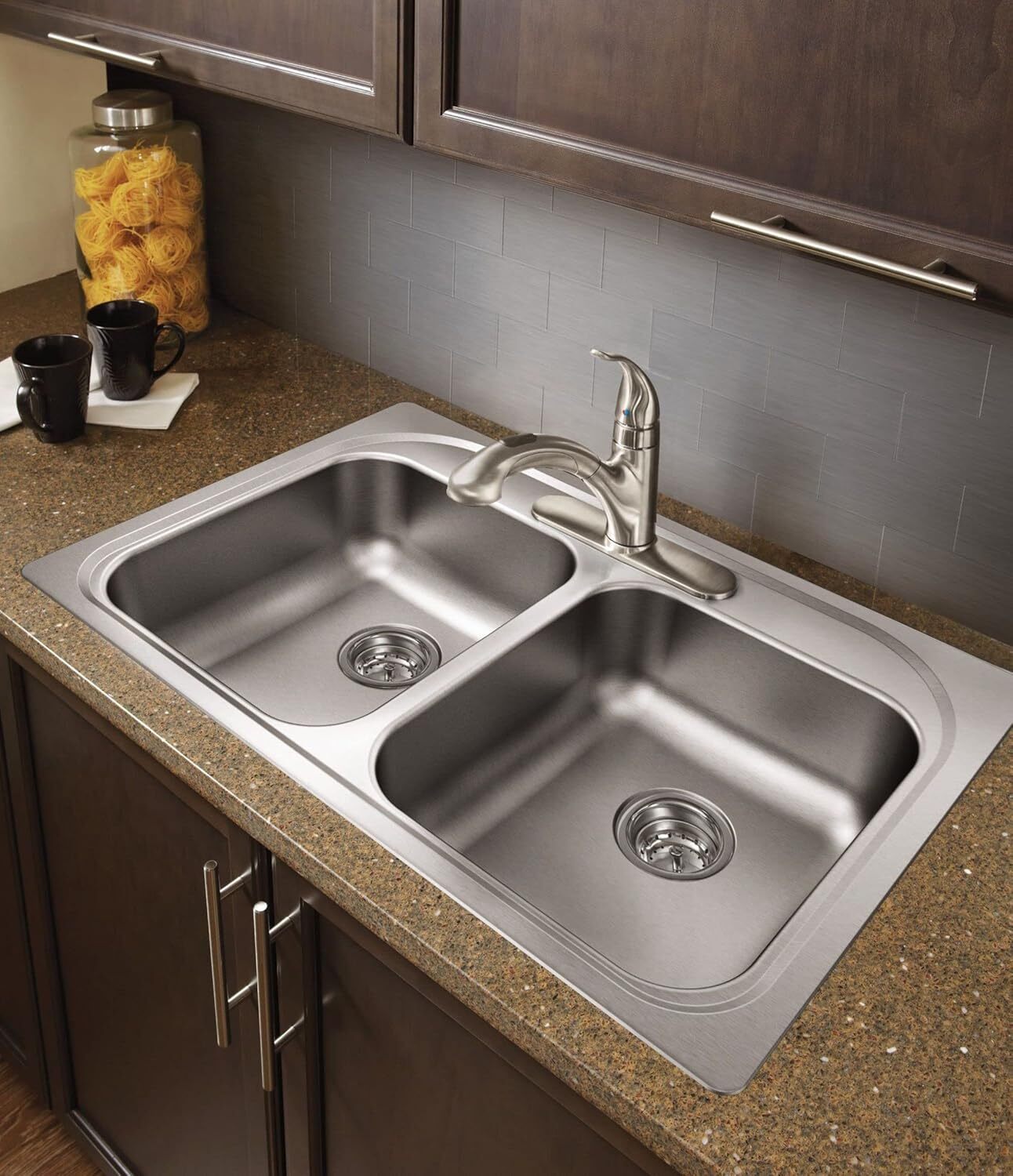 Moen Integra Low Arc Pullout Kitchen Faucet Spot Resist Stainless Steel 67315SRS