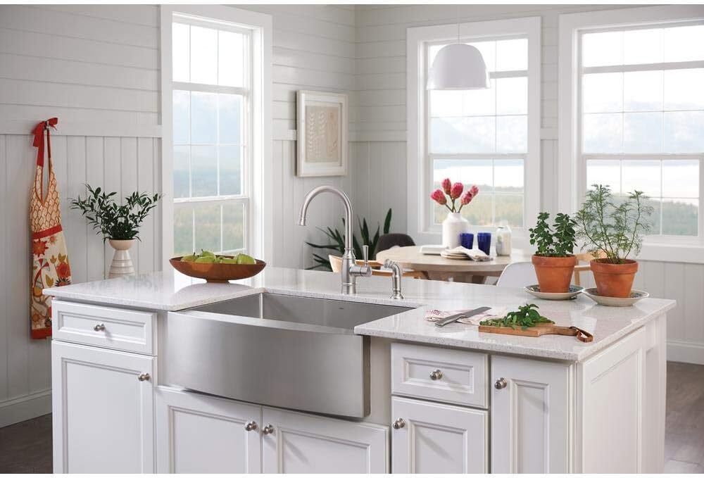 Moen Kitchen Faucet Single-Handle Side Sprayer Spot-Resistant Stainless 87506SRS