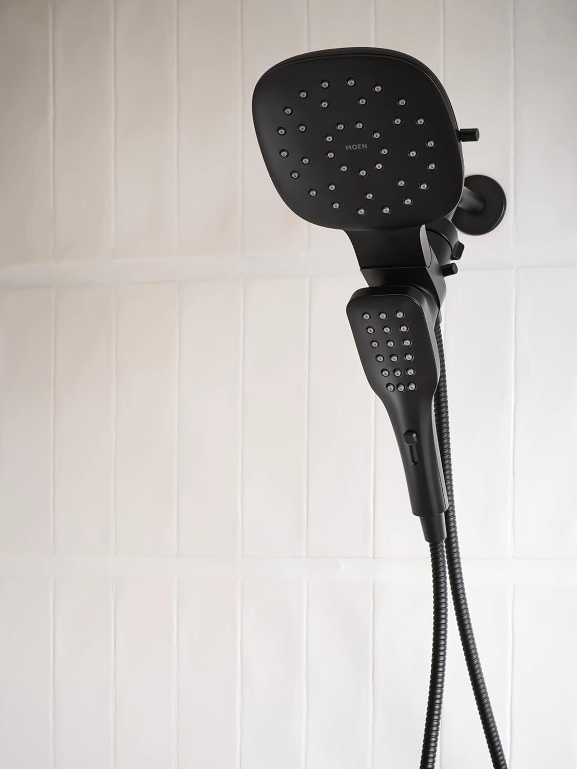 MOEN Verso 8-Spray Dual Wall Mount Fixed  Hand Shower Head Matte Black 220C5EPBL